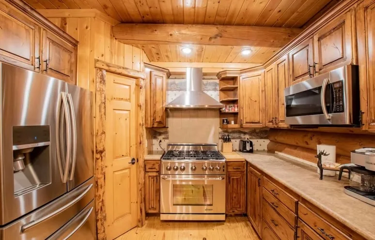 17 Bring Natural Charm Home with Rustic Kitchen Decor Warm Wooden Rustic Kitchen Decor